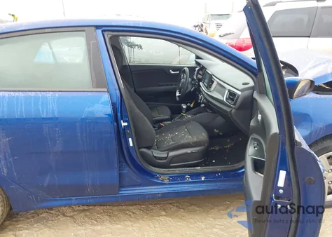 2020 Kia Rio S z USA, uszkodzony, nr VIN 3KPA24AD5LE318165